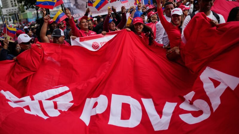 Legislativo da Venezuela aprova flexibilização do controle estatal sobre petróleo