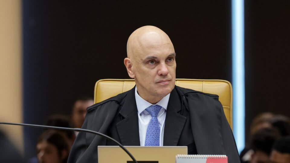 Moraes derruba vale-peru e gratificações impostas pelo TST aos Correios