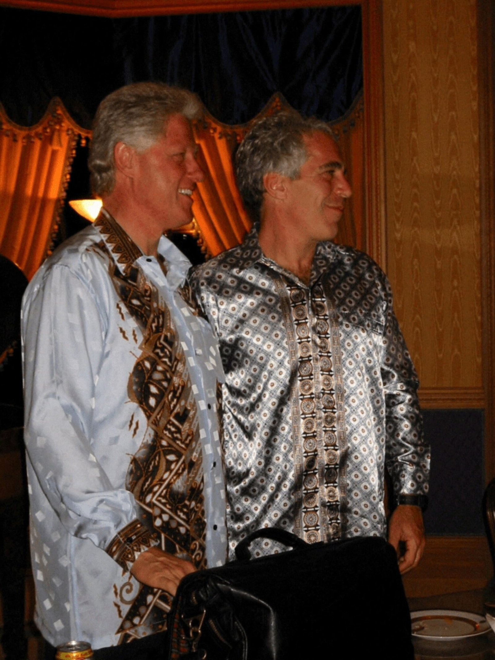Bill e Hillary Clinton concordam em depor no caso Epstein