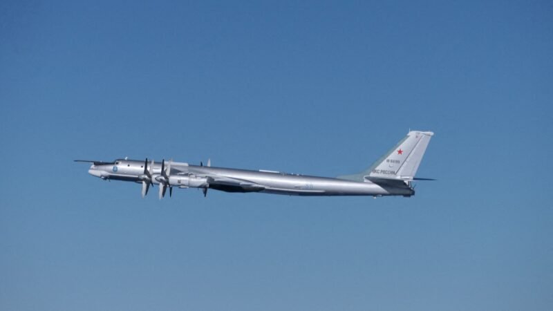Aviões militares russos são detectados no Alasca