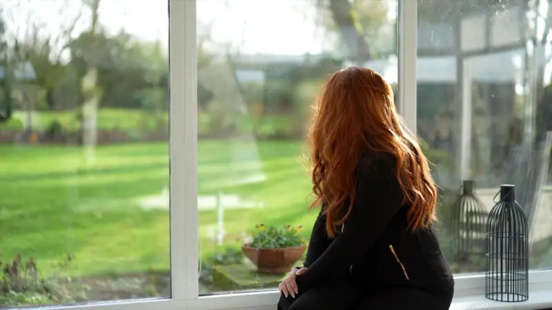 ‘Passava de um homem para outro todas as noites’: as gangues que exploram sexualmente adolescentes em Londres