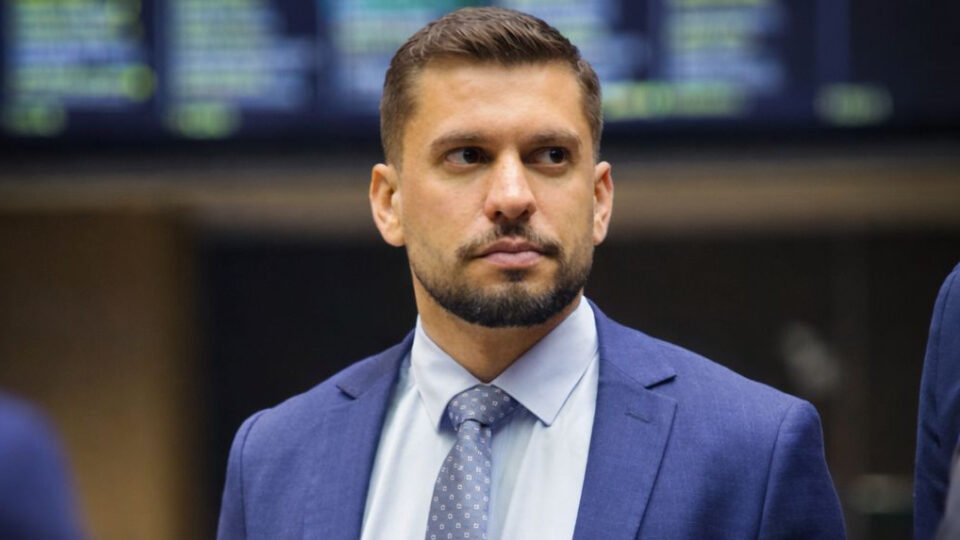 ‘Master juntou do PCC ao STF’, diz denunciante da campanha digital contra o BC