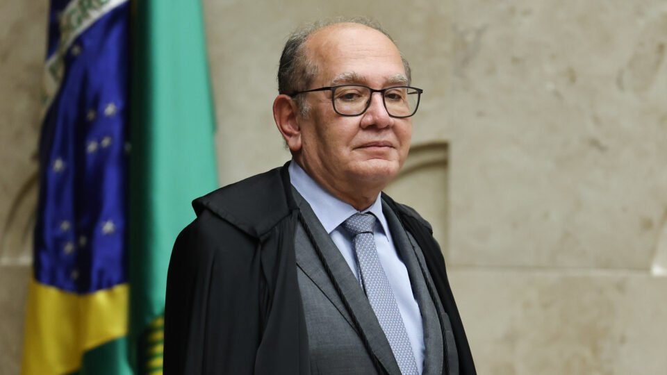Gilmar proíbe manobras de tribunais para acelerar pagamento de penduricalhos