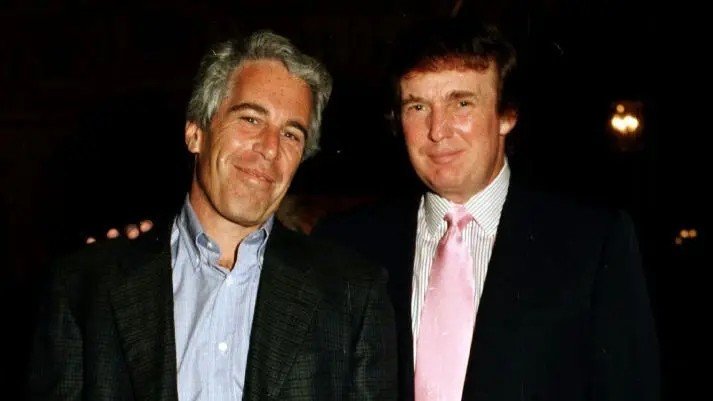 Documento do FBI sugere que Trump tinha conhecimento de crimes de Epstein: ‘Todos sabiam’
