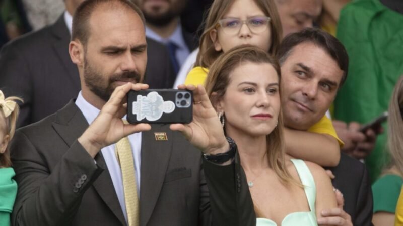 Eduardo Bolsonaro defende supervisão internacional nas eleições do Brasil
