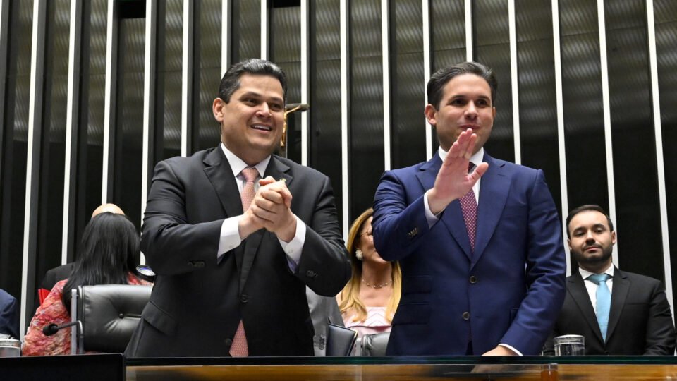 Motta e Alcolumbre esvaziam Congresso em meio ao escândalo do Banco Master