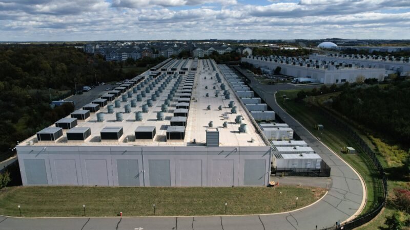 Aplicativo falso, deepfakes e ataques a data centers: como é a ‘guerra digital’ entre Irã, EUA e Israel