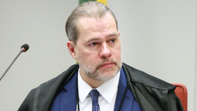 Quase metade dos brasileiros defende impeachment imediato de Toffoli, diz pesquisa