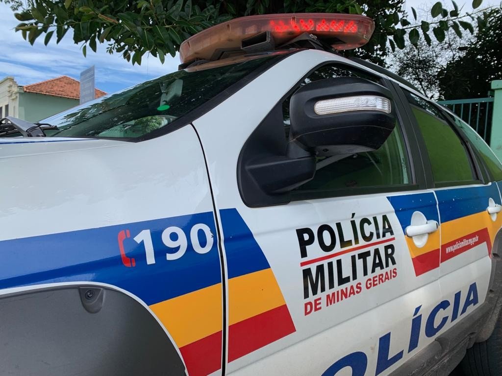 Homem é preso suspeito de matar cachorro a pauladas em Divinópolis