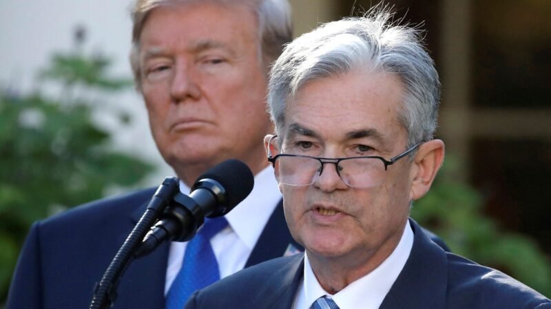 Pressão e ofensas de Trump: Superquarta terá última decisão de Powell à frente do Fed; relembre