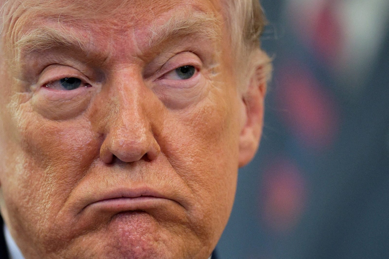 Os recuos de Trump e o desgaste de poder – O Assunto #1705