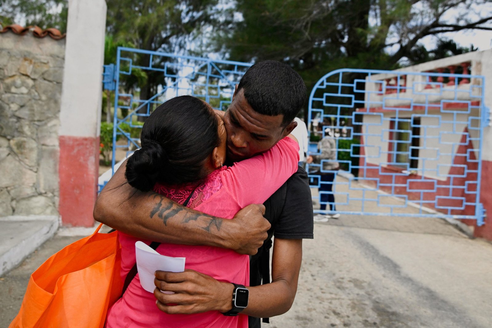 Cuba liberta 2000 presos depois de concessão de indulto