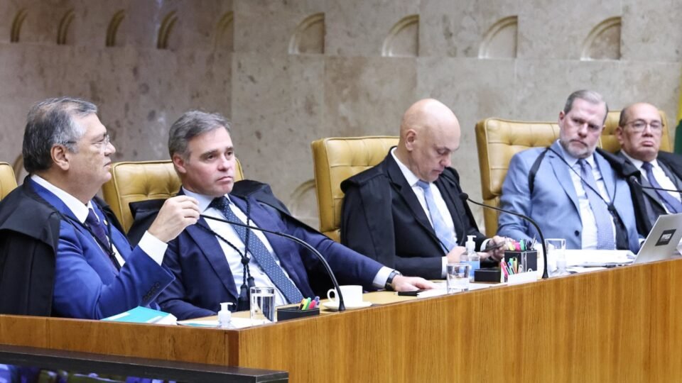 STF valida poder de Alcolumbre para barrar investigações no Senado