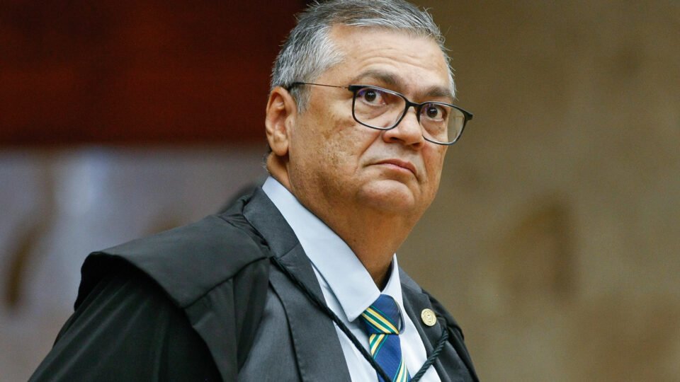Dino exige medidas repressivas imediatas do governo Lula contra facções na Amazônia