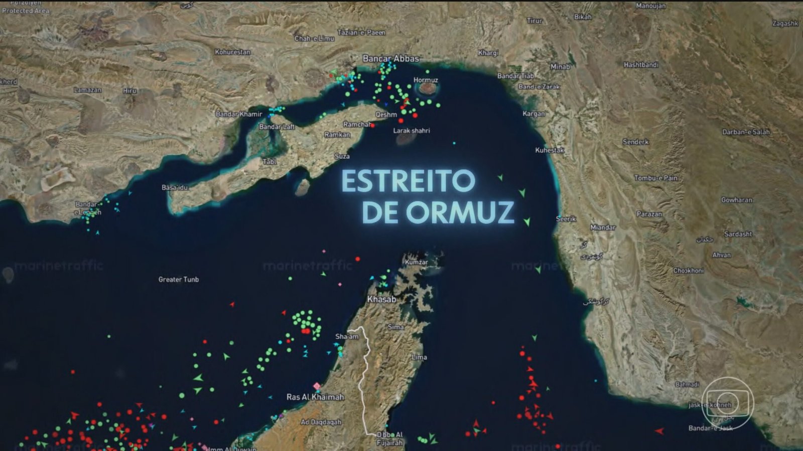 Estreito de Ormuz está praticamente paralisado; Irã alerta para risco de  minas navais