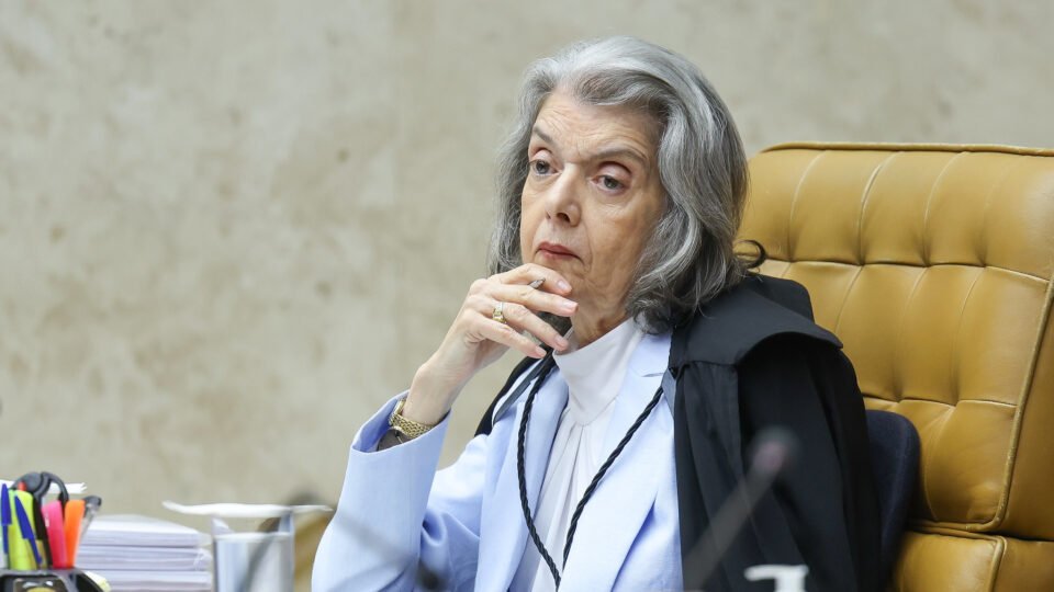 Por que Cármen Lúcia classifica como grave a crise no Judiciário?