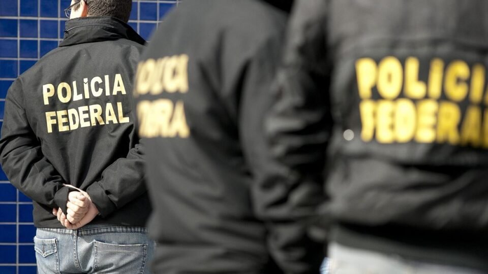 PF investiga entrada de malas sem inspeção em voo com Motta, Ciro Nogueira e dono de bets
