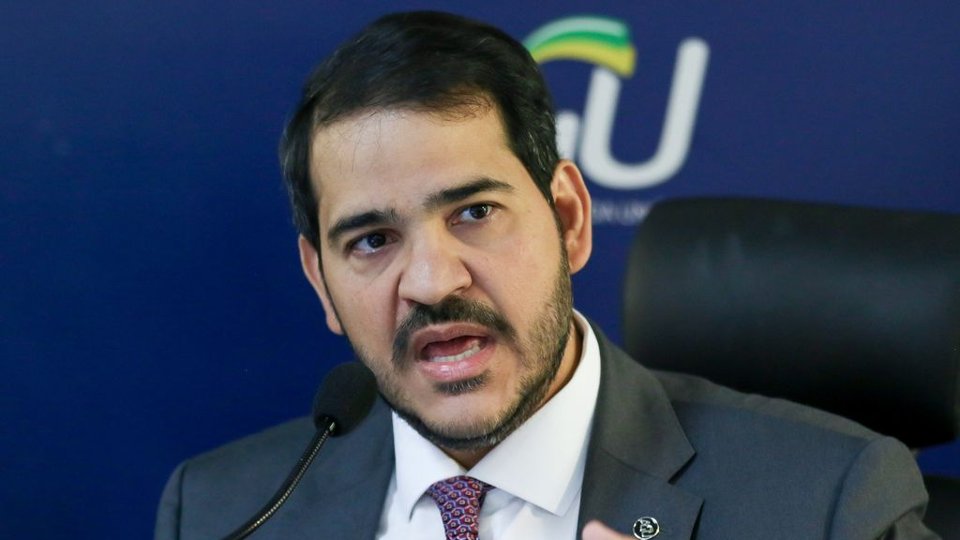 “Ministério da Verdade” na AGU complica indicação de Messias ao STF