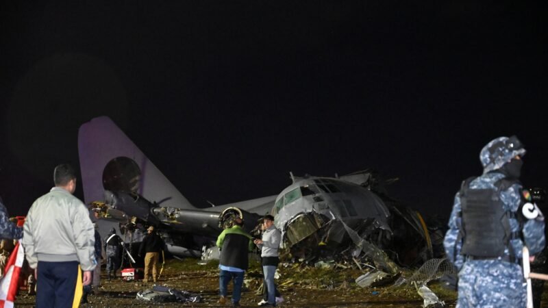 Pilotos envolvidos em acidente aéreo com mais de 20 mortos na Bolívia são presos
