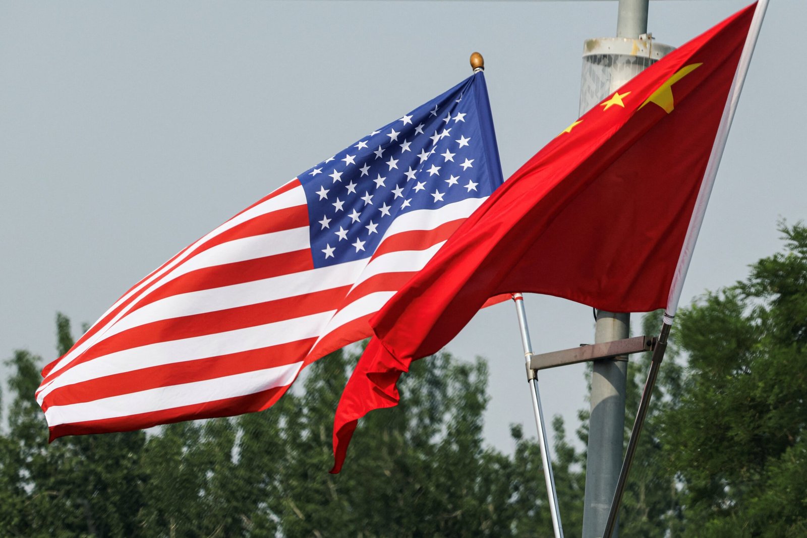 Jornalista americano é preso nos EUA acusado de atuar como agente da China, diz site