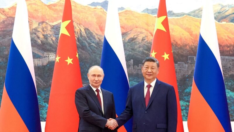 Putin e Xi se encontram em Pequim dias após visita de Trump à China