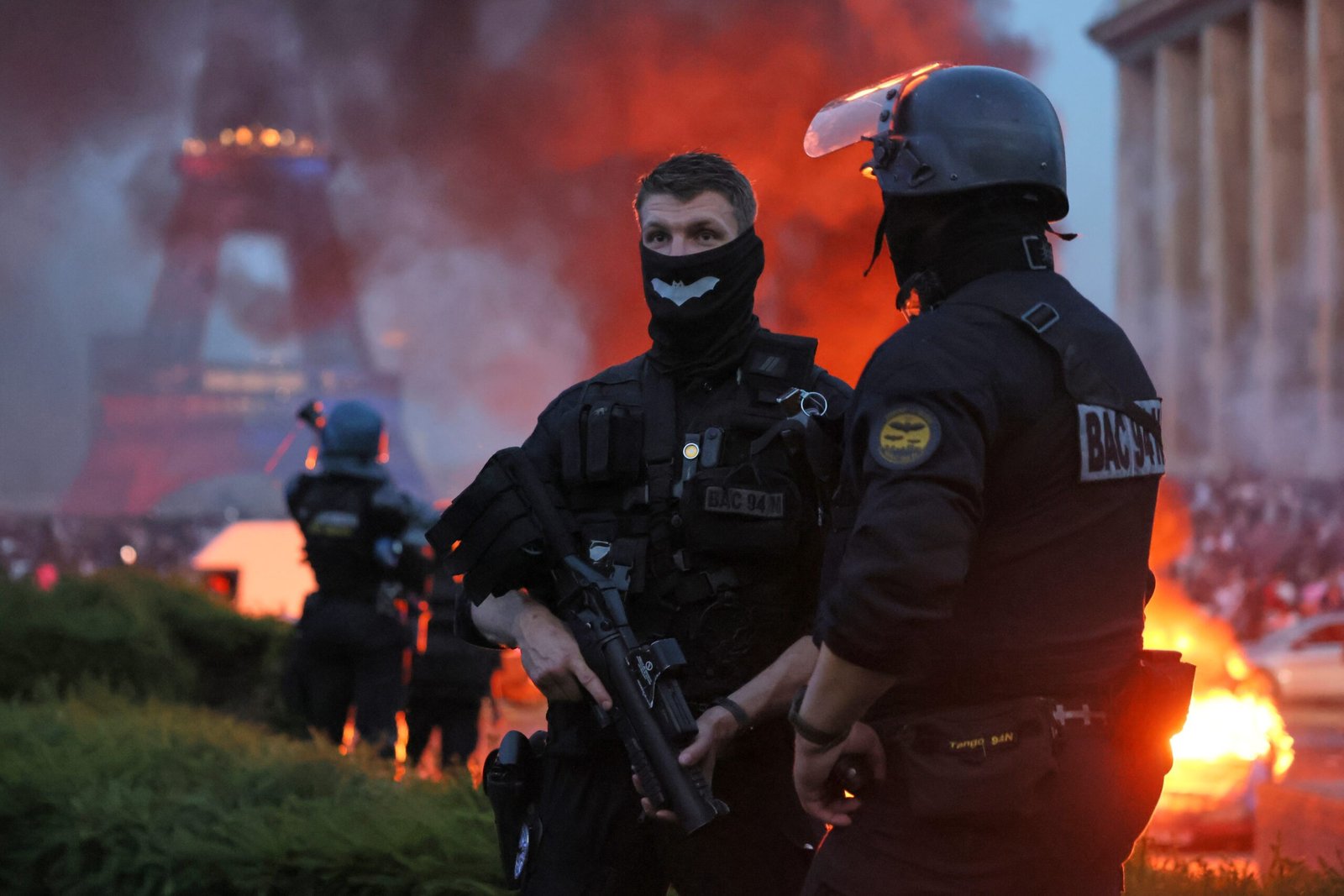 Polícia de Paris detém 45 após título do PSG na Champions League