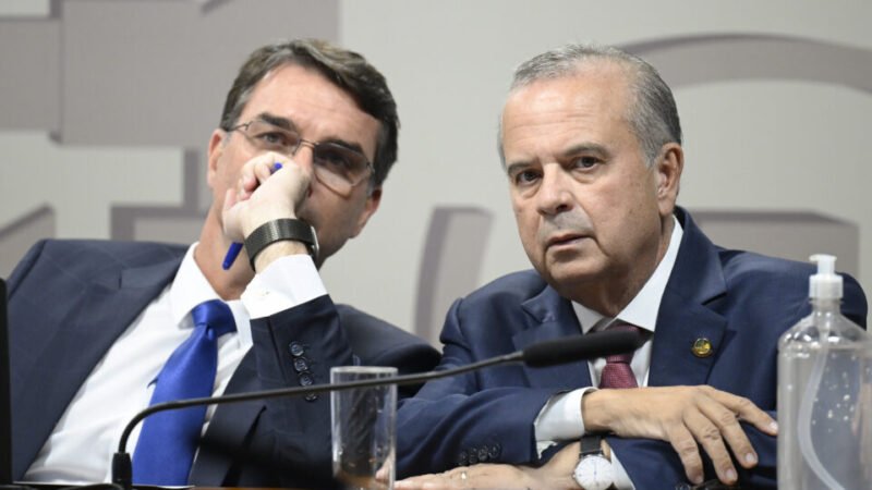Marinho diz ter acionado Mendonça após áudio vazado de Flávio