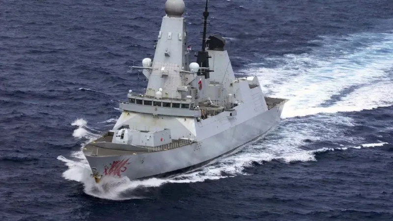 Reino Unido enviará drones, jatos e navios de guerra para missão no Estreito de Ormuz