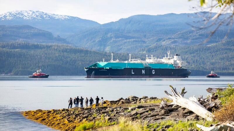Acidente em plataforma da petroleira Petronas deixa três mortos na Malásia