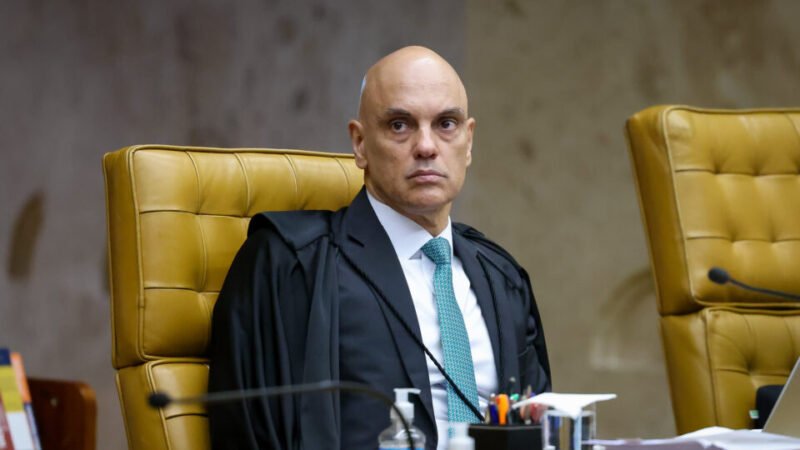 Moraes arquiva investigação sobre malas em voo com Motta e Ciro