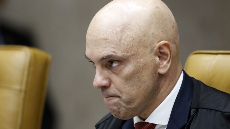 Justiça dos EUA autoriza citação de Moraes por e-mail em processo do Rumble e Trump Media