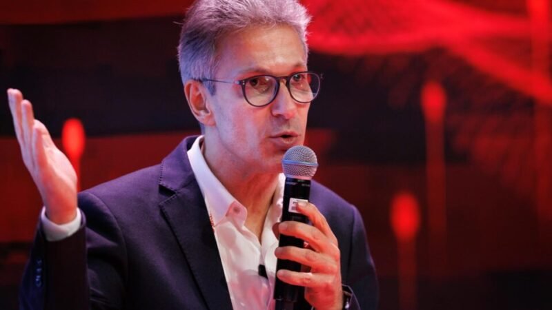 Eduardo e Carlos sobem o tom contra Zema após crítica a Flávio