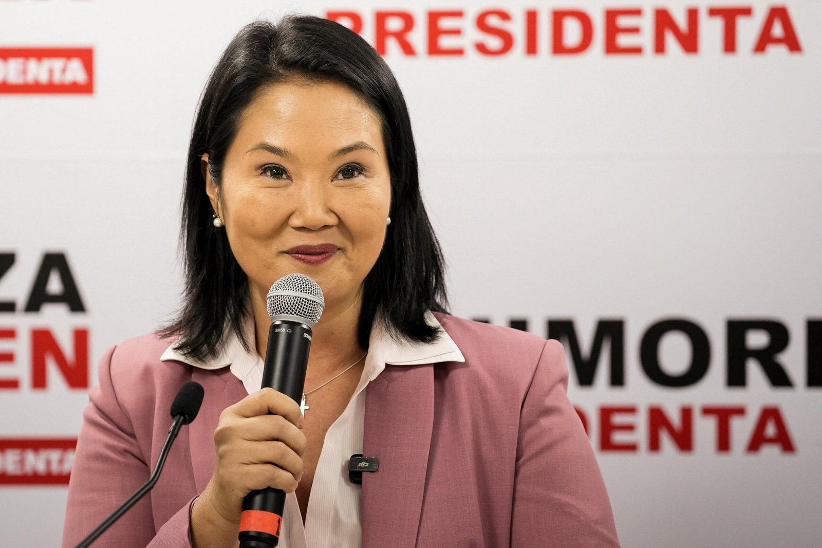 Com 100% das urnas apuradas no Peru, Keiko Fujimori tem 50,135% dos votos e é a virtual presidente eleita; resultado precisa ser oficializado