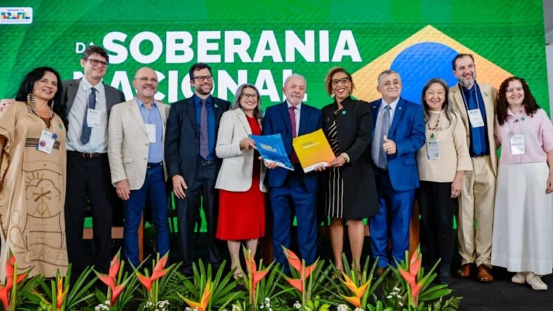 Governo trabalha para consolidar na Constituição influência de ONGs em políticas públicas