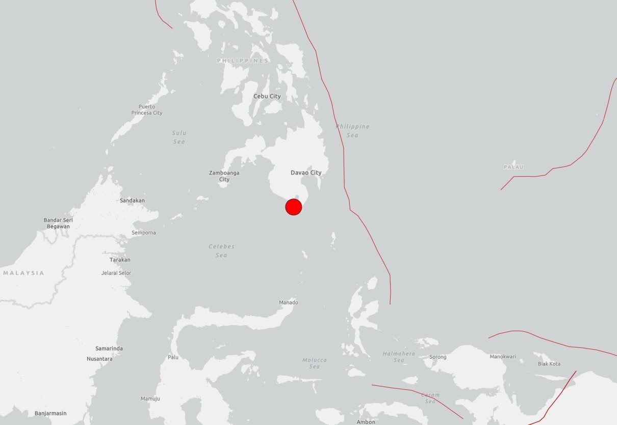 VÍDEO mostra prédios caindo durante terremoto magnitude 7,8 nas Filipinas