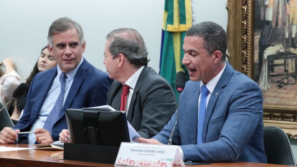 CCJ da Câmara vota redução da maioridade penal na próxima semana