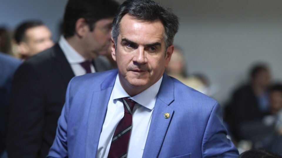 Quem é o banqueiro acusado de pagar luxos para Ciro Nogueira?
