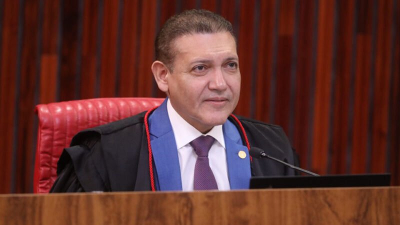 Discurso de ódio é incompatível com a democracia, diz Nunes Marques
