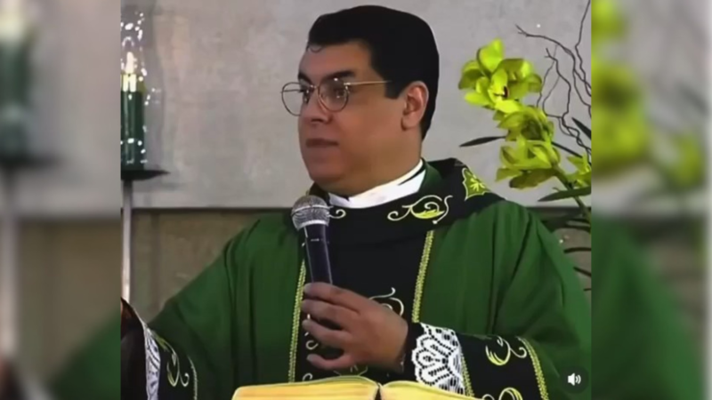 Quem é o padre Chrystian Shankar, religioso que viralizou após aconselhar noiva a desistir do casamento