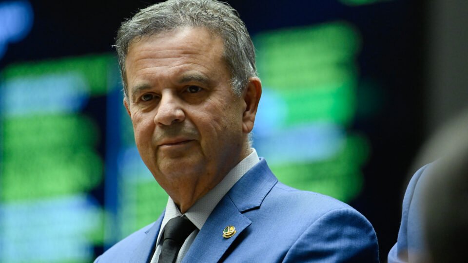 Oposição aciona TCU contra gastos de publicidade do governo em ano eleitoral