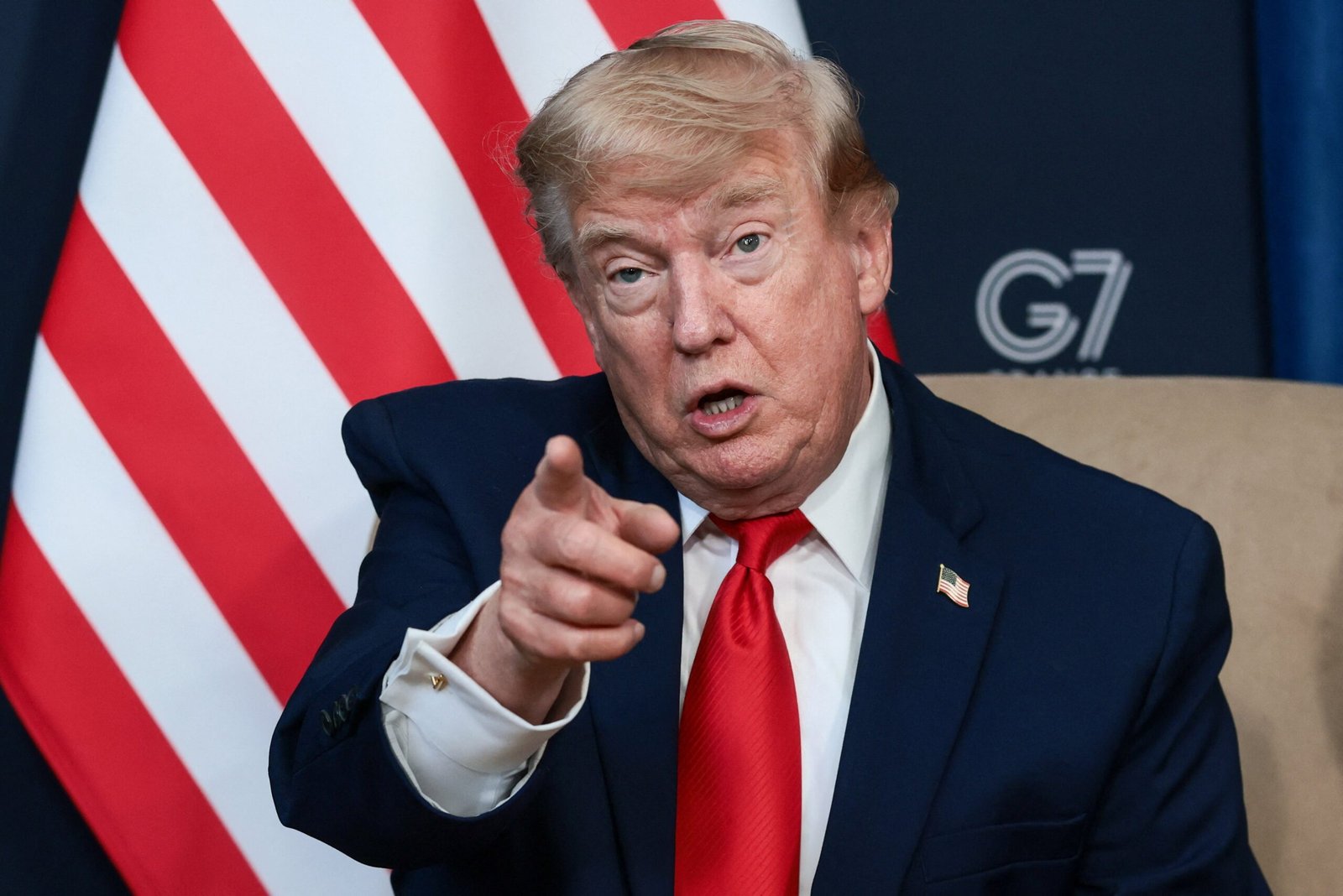 Trump ameaça destruir o Irã caso país tente assassiná-lo: ‘Mil mísseis estão prontos’