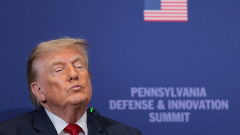Estoques de armas em baixa: Trump pressiona fabricantes a aumentar produção de armamentos