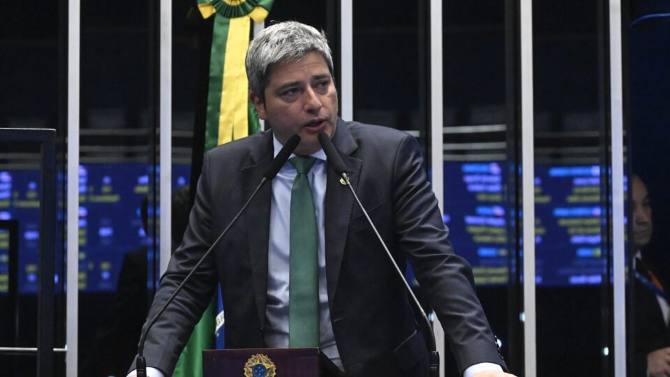 PL escolhe Carlos Portinho como pré-candidato ao Senado pelo Rio de Janeiro