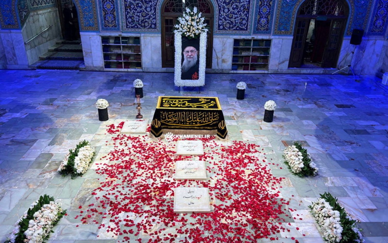 Após funeral de Khamenei, líder supremo do Irã diz que vingança é uma exigência que deve acontecer