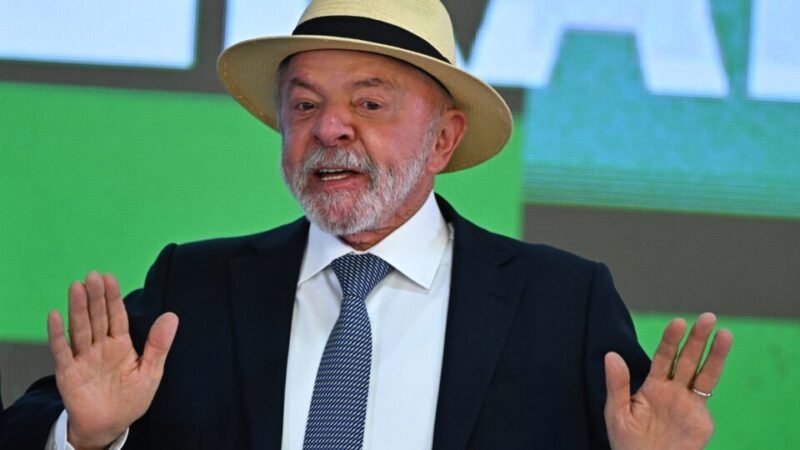 Lula diz que “quem se meter nas eleições vai apanhar muito”
