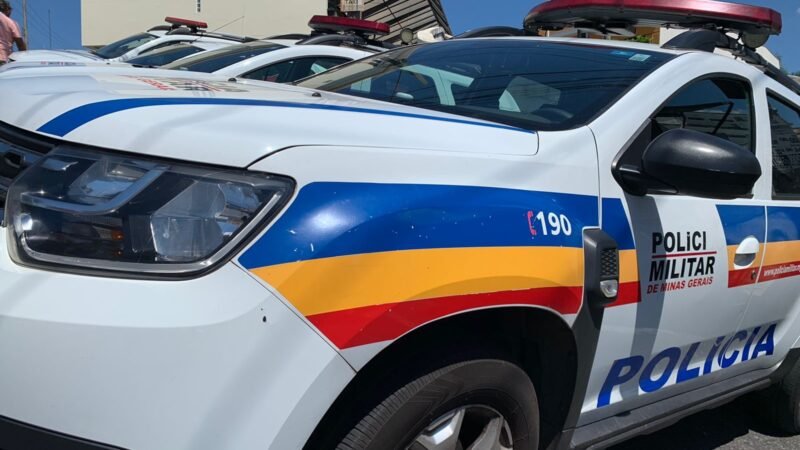Homem é morto a tiros ao sair para trabalhar em MG