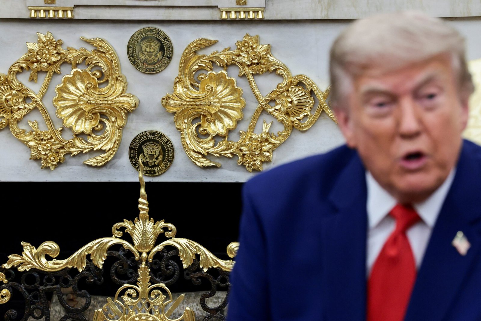 Banco diz que fechou contas de Trump por suspeita de lavagem de dinheiro