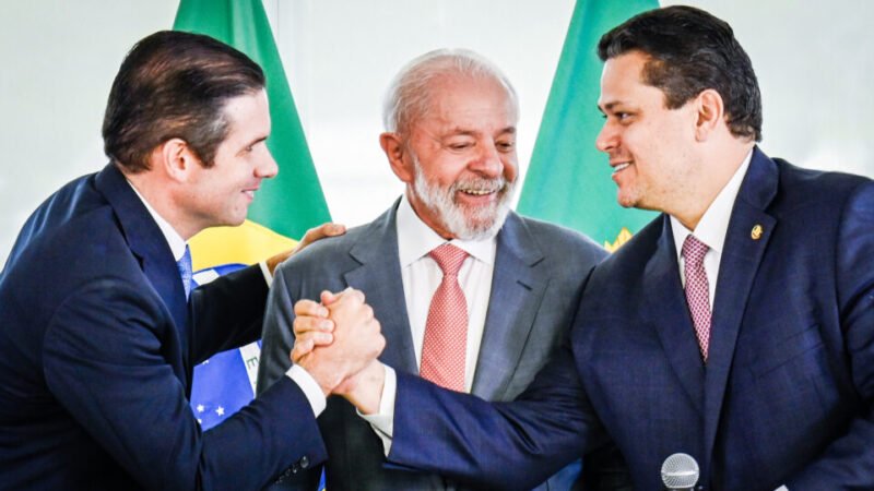 Lula e chefes do Legislativo destravam proposta para acabar com a jornada 6×1