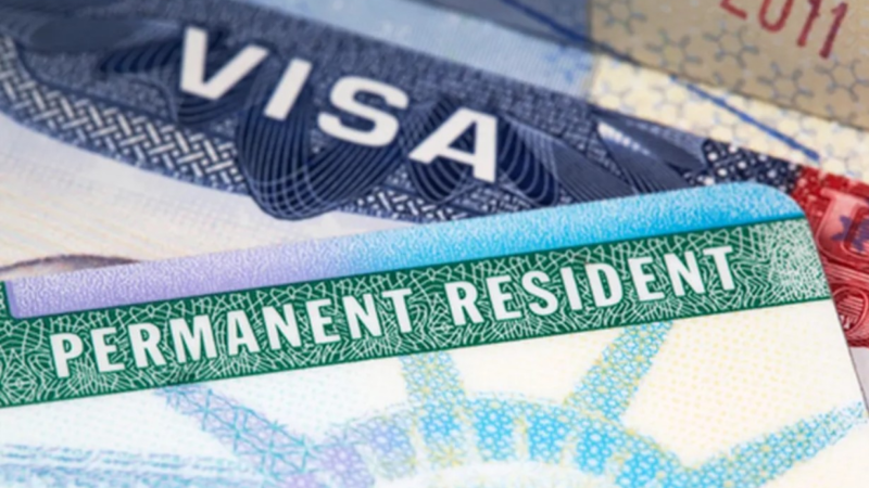 Governo Trump suspende agendamento de entrevistas para vistos de imigrantes em todo o mundo, incluindo o Brasil
