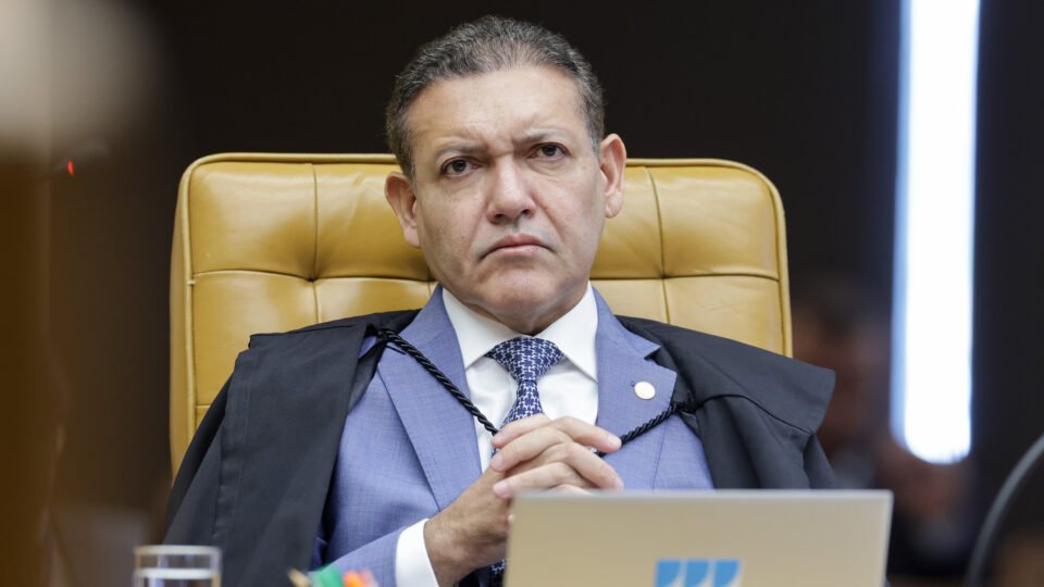 Nunes Marques libera ex-senador para disputar eleição em processo de revisão criminal